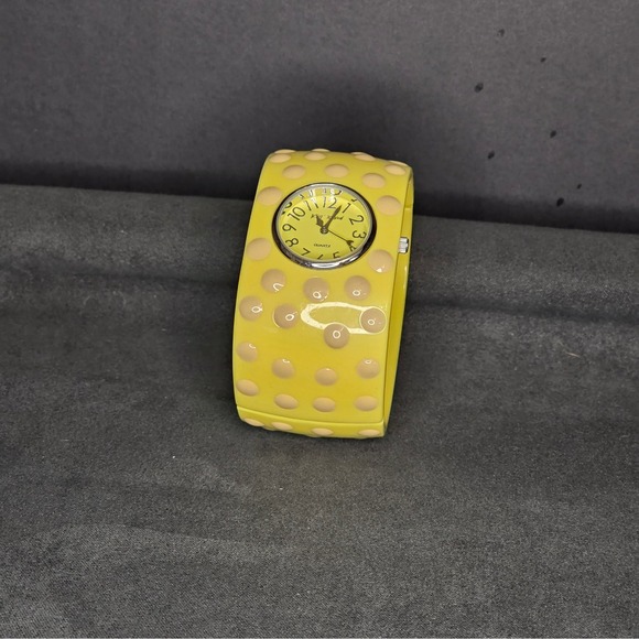 Betsey Johnson Bangle Watch Women OS Yellow Polka Dot Hinged Cuff Quartz - Picture 7 of 7